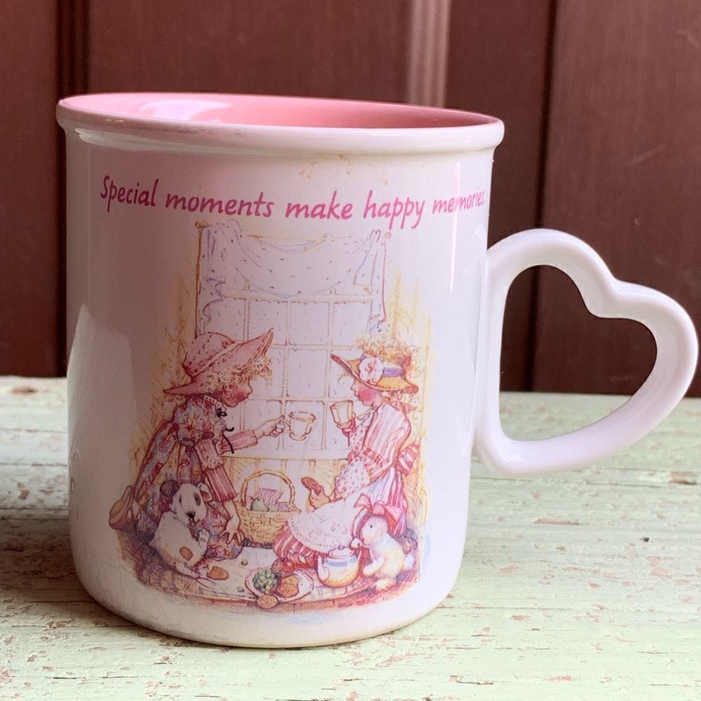 VINTAGE 1990 Holly Hobbie coffee mug